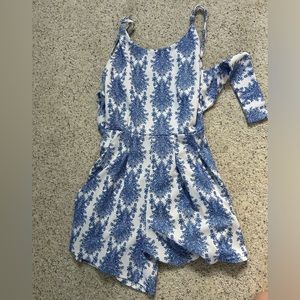 No brand tie back strap romper